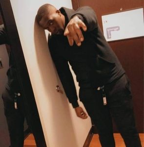 Meet your Posher, Tyron